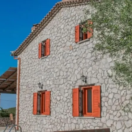 Maria-eleni Villa